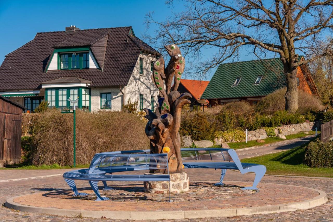 Apartment Lotte Mit Terrasse Zempin Buitenkant foto
