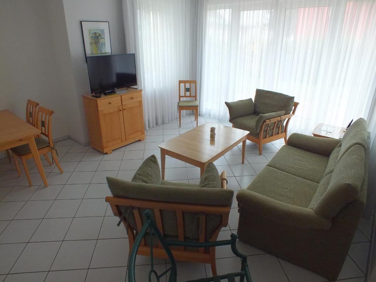 Apartment Lotte Mit Terrasse Zempin Buitenkant foto